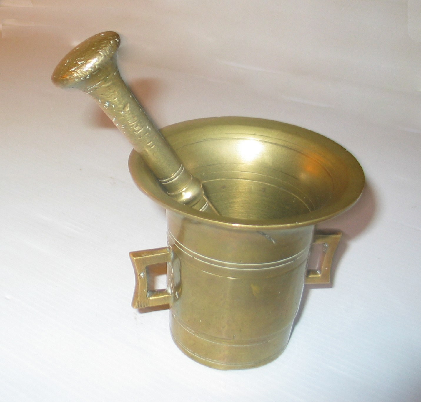 Heavy Vtg Antique Brass Mortar & Pestle Emil Ortony Wien (Vienna, Austria) RARE!