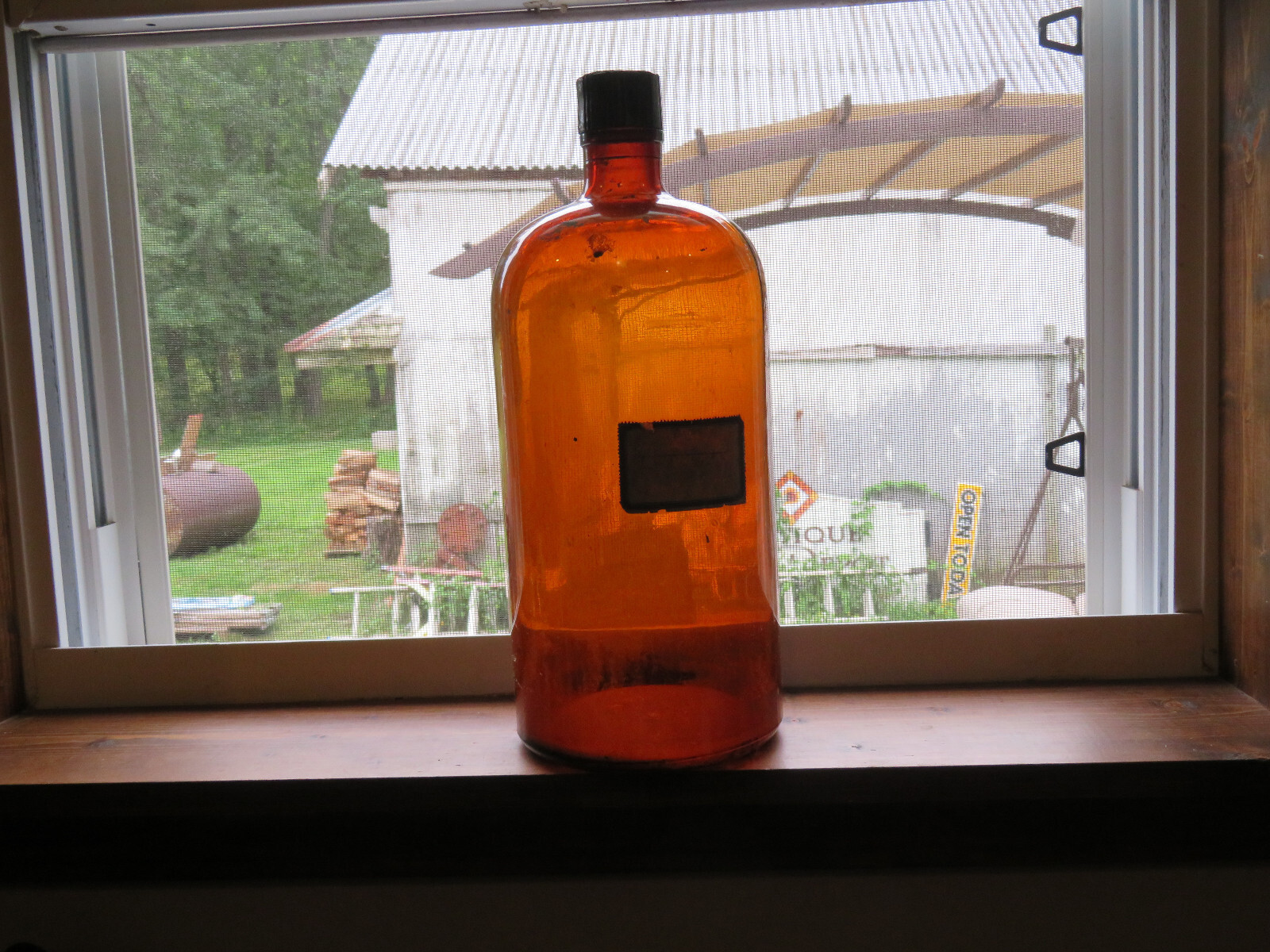 Awesome Vintage Owens-Illinois Amber Glass Apothecary Jug Original Lid, 14″ Tall