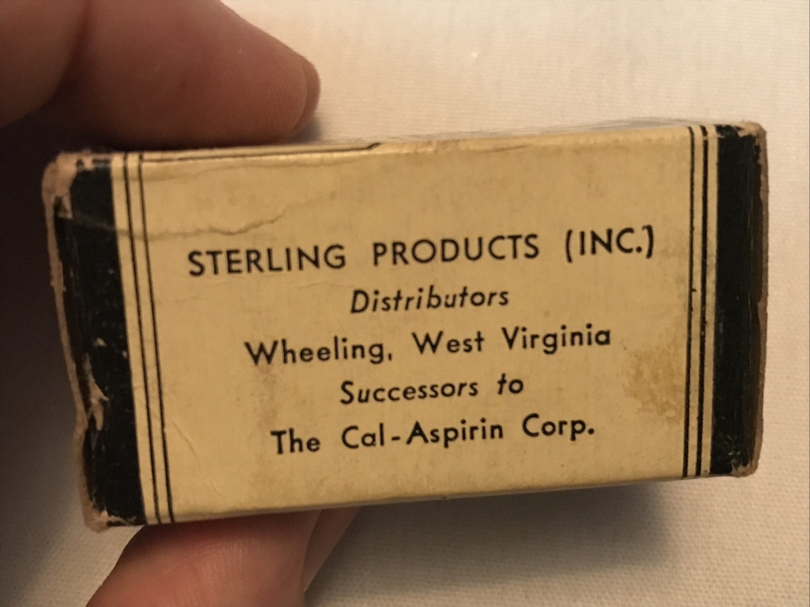 CAL ASPIRIN VINTAGE FULL TUBE IN ORIGINAL BOX, STERLING PRODUCTS, WHEELING