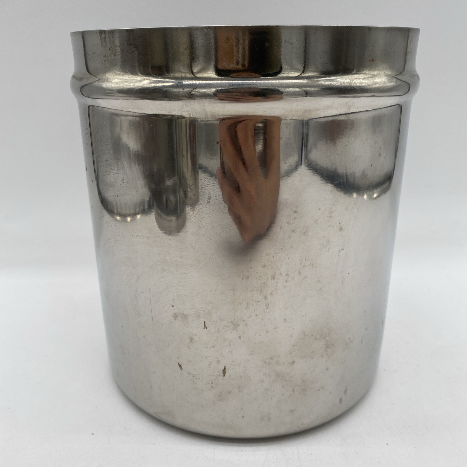Vollrath Stainless Steel Canister With Medical Lid – Set of 2 – 8802 & 8803