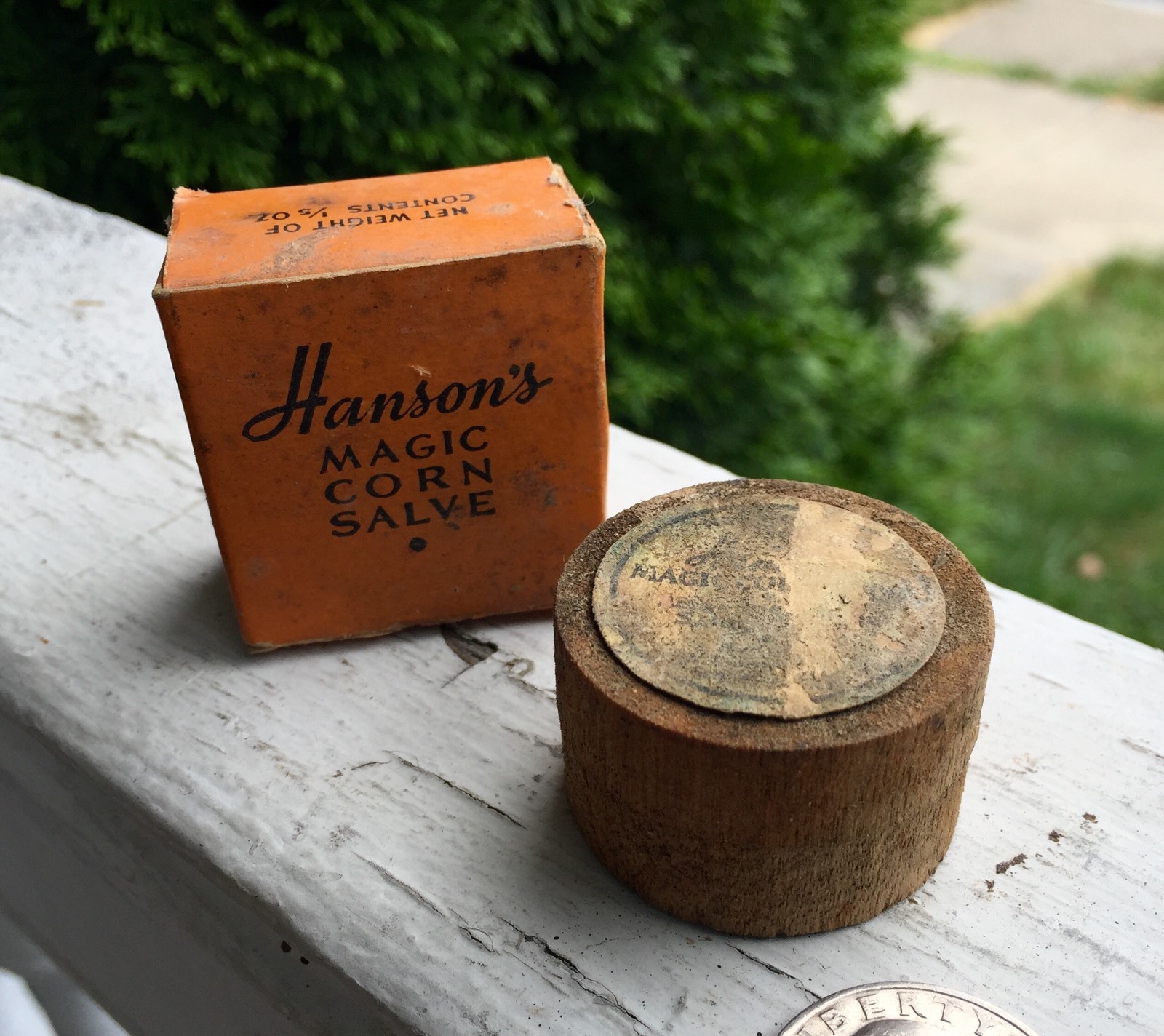 Hanson’s Magic Corn Salve In Original Box & Wooden Container