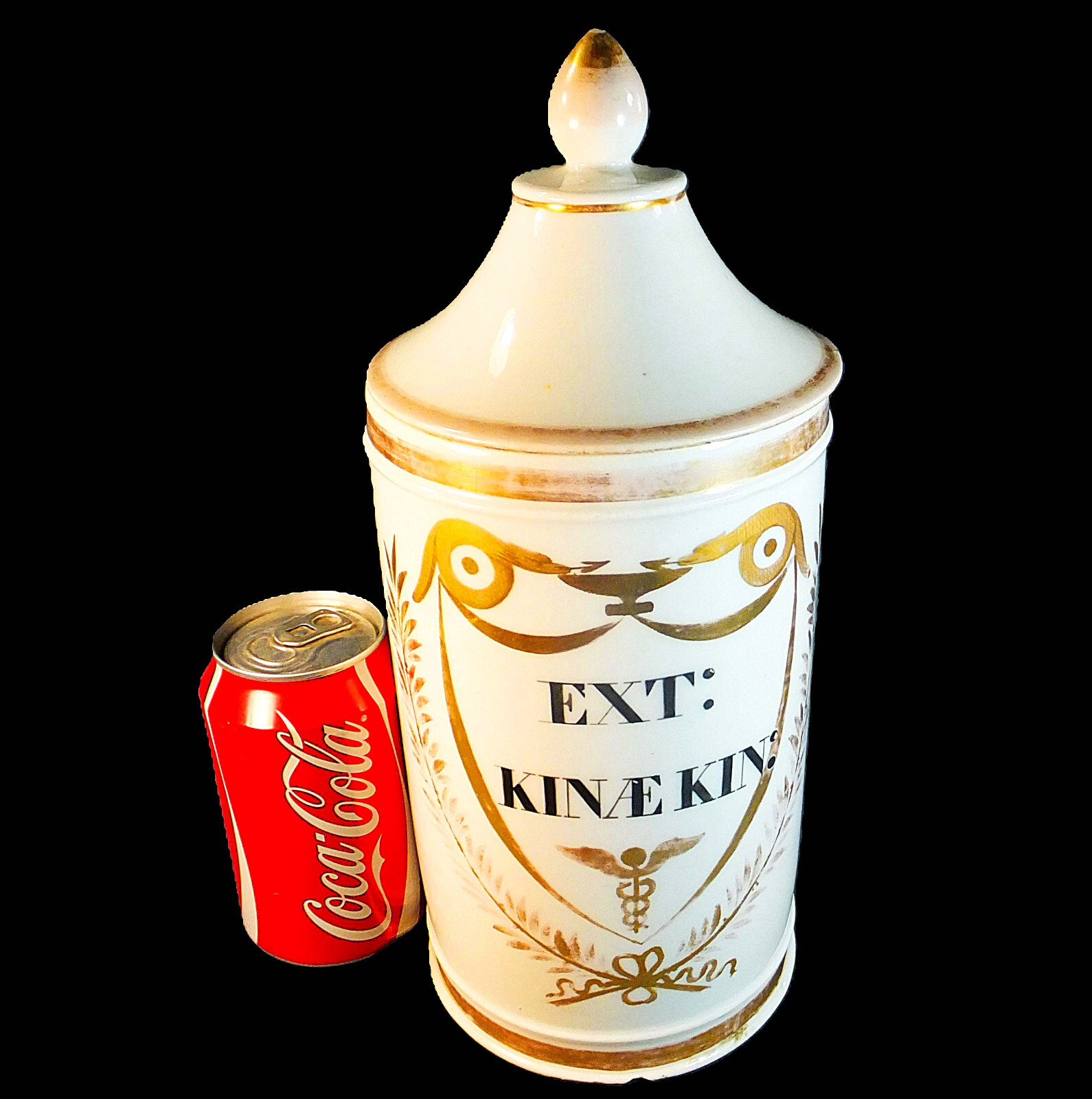 SUPERB, 18th. to EARLY 19th. CENTURY HAND PAINTED PORCELAIN APOTHECARY JAR