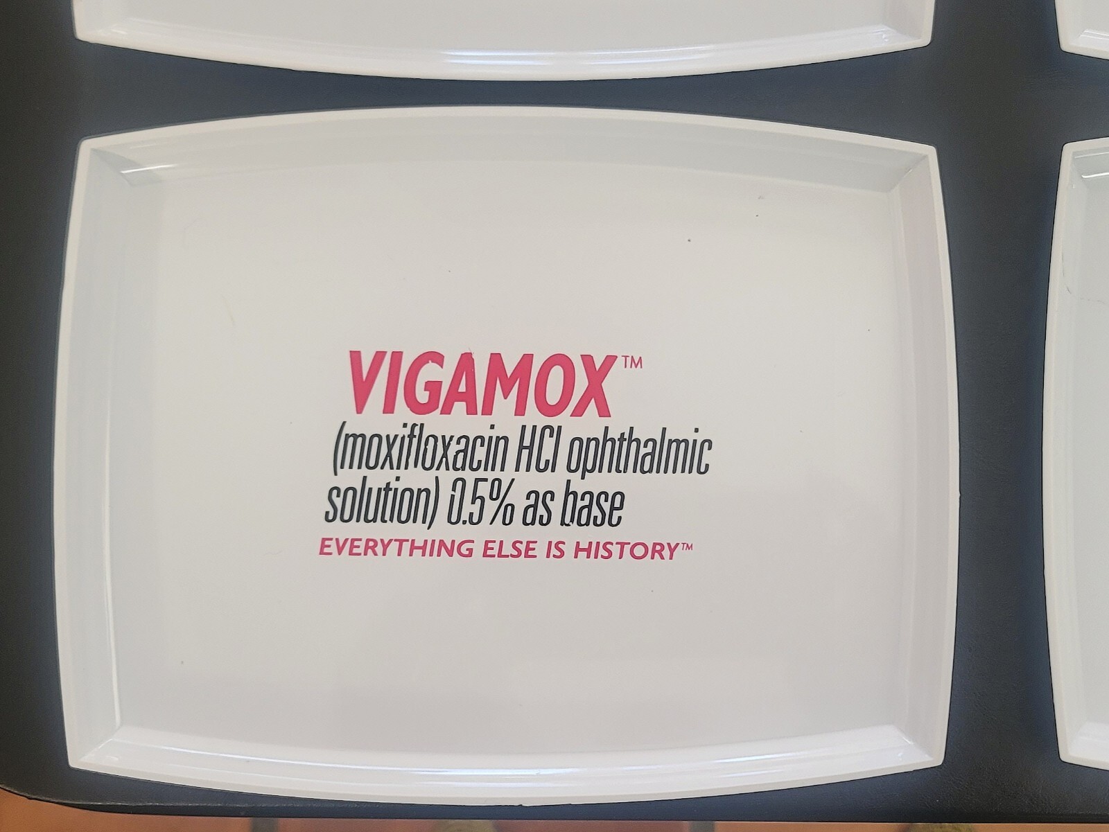 LOT OF 4 VIGAMOX Pill Counting Trays – Pharmacist Pharmaceutical Meds Ad Tray
