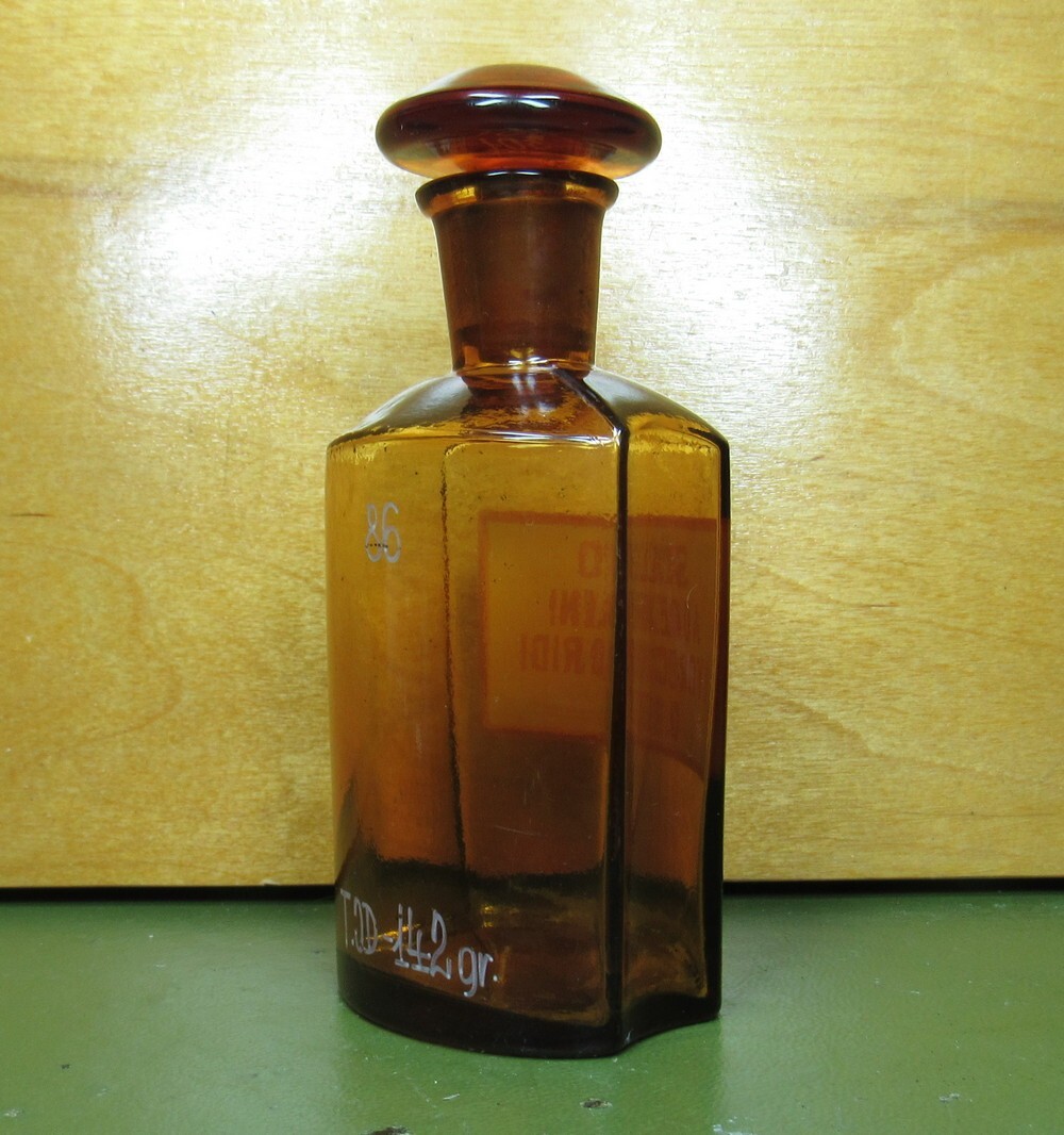 Vintage Medical Science Glass Bottle ,Amber color,Germany №29924