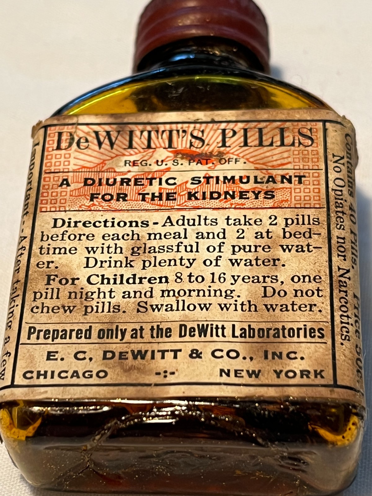 c1930s DeWitt’s Pills diuretic stimulant for the kidneys Chicago New York Bottle