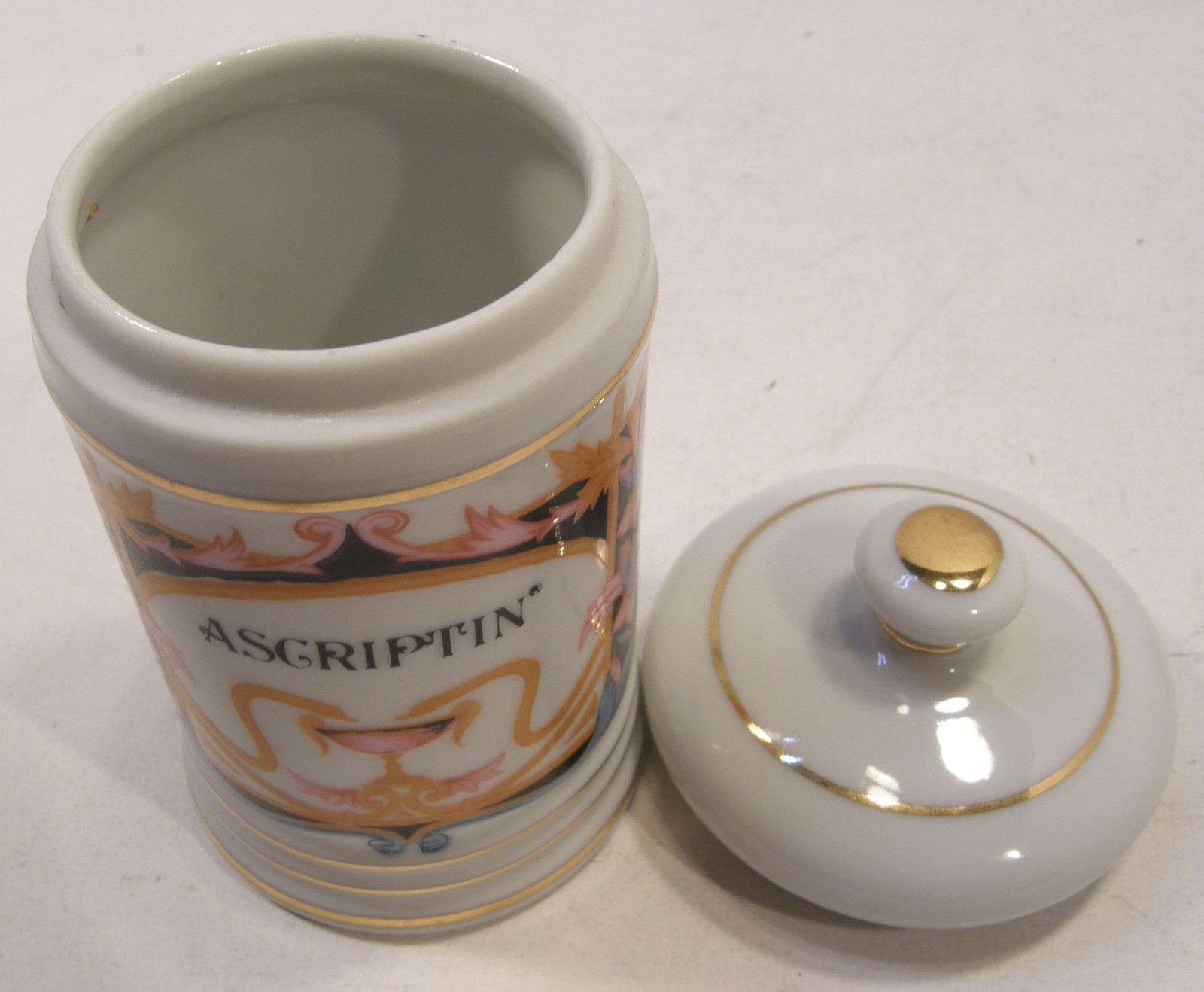 VINTAGE PORCELAIN ASCRIPTIN APOTHECARY PHARMACY JAR W/LID DRUG REP PHARMA