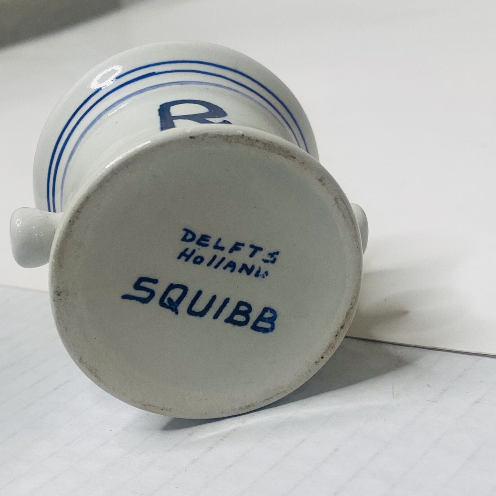 1960 Squibb Delfte Holland Mortar – 2″ High X 2.5″ Small Blue Vtg