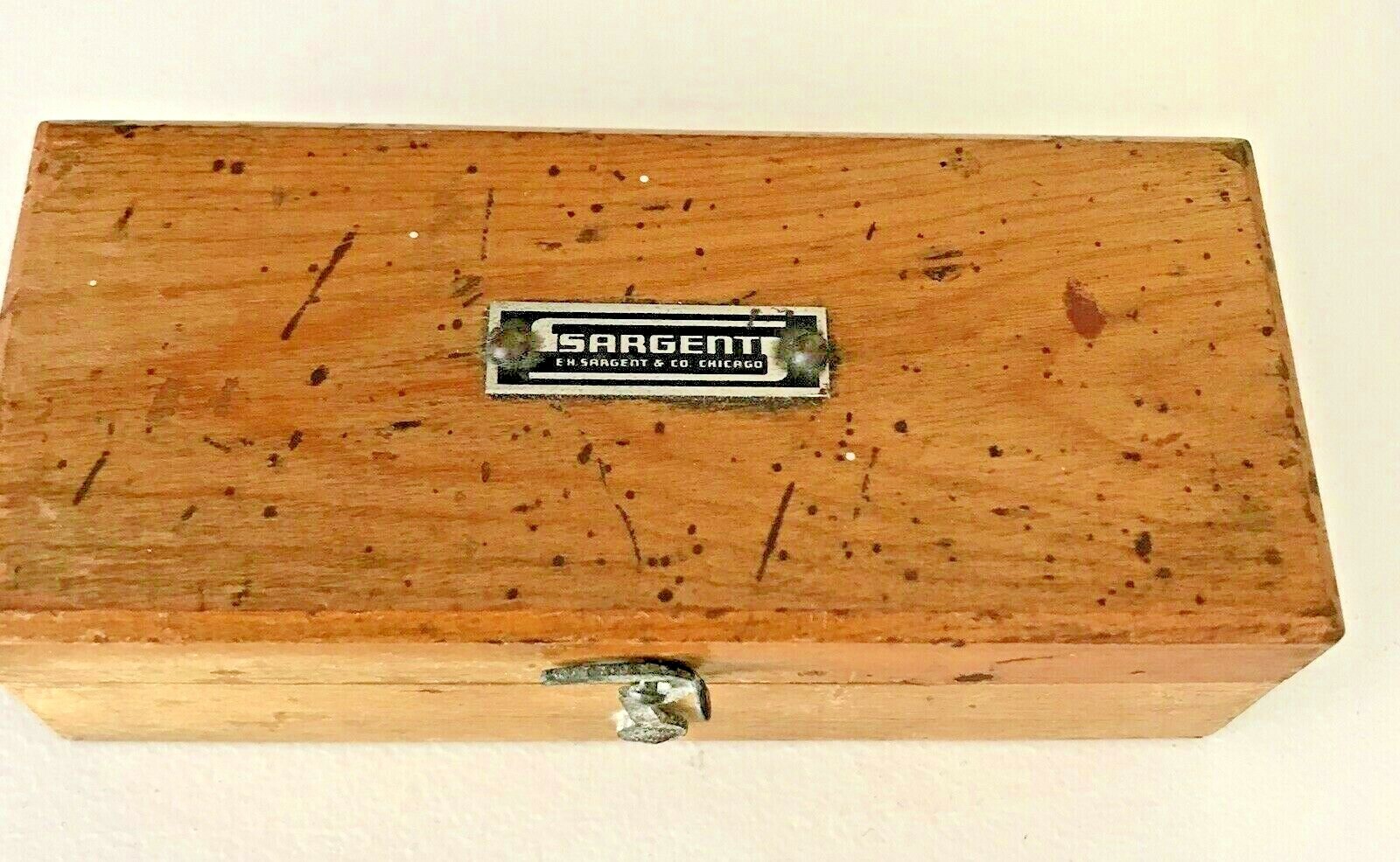 1920-30’s E.H.SARGENT ANTIQUE APOTHECARY BRASS WEIGHTS HINGED WOOD BOX SET