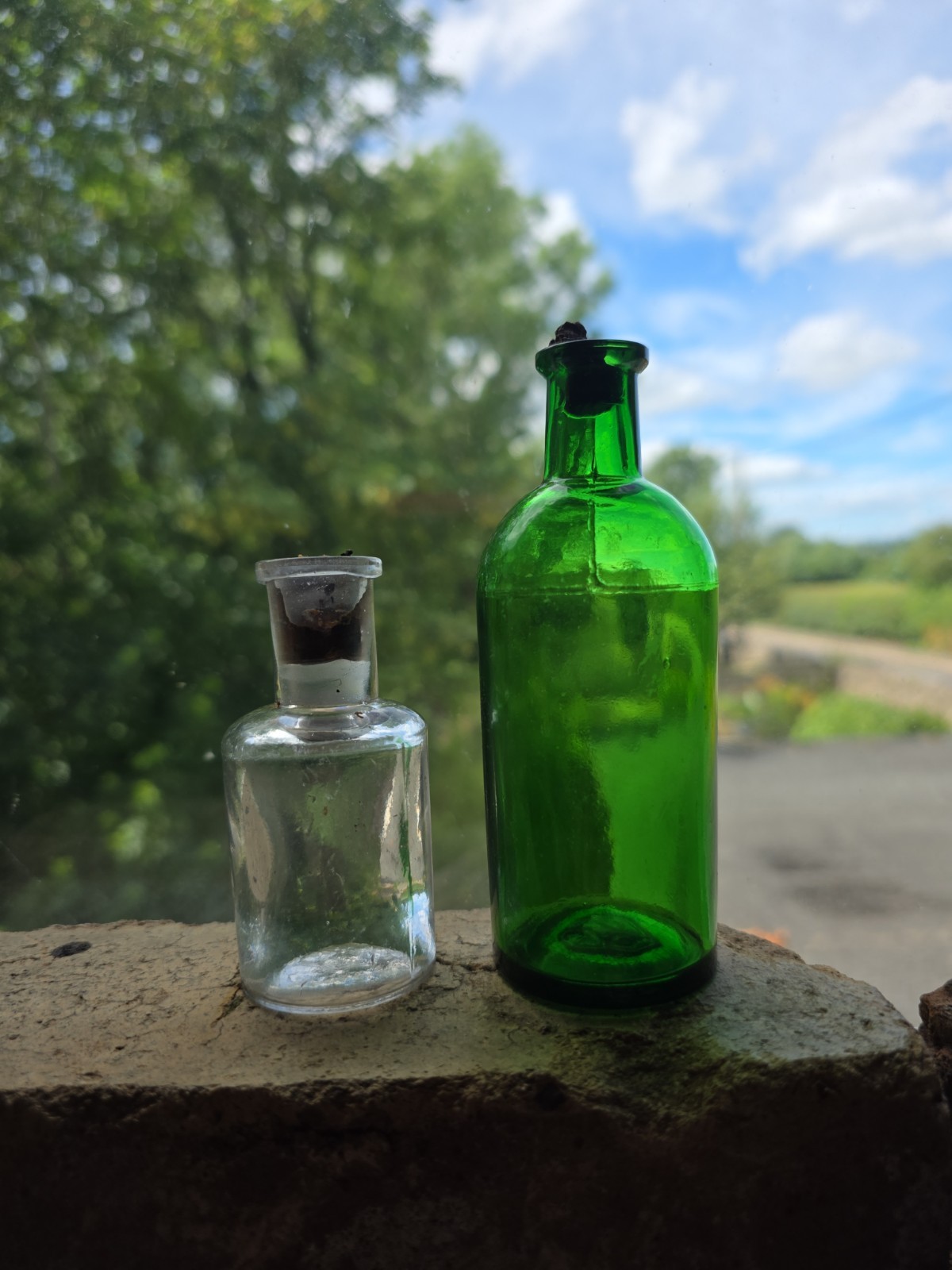 Antique Late Victorian Yorkshire Glass Co Chemist Bottles