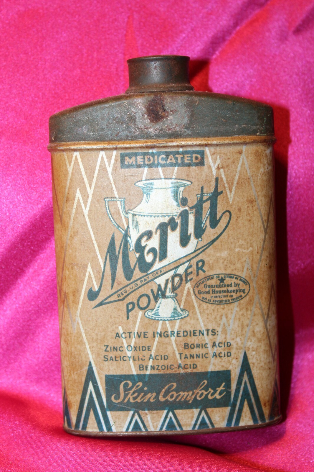 Meritt Powder Old Vintage Medicated Skin Comfort Container Tin 2 Oz. Made in USA