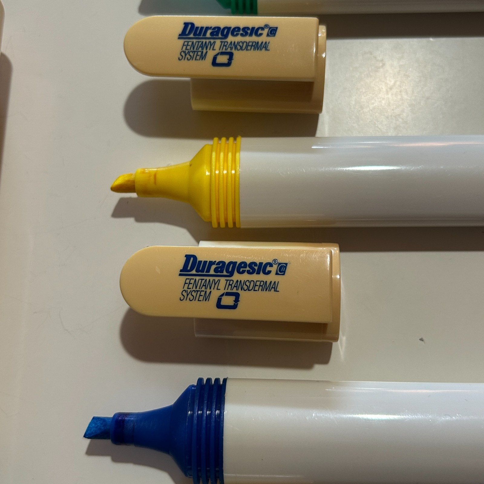 Rare Vintage Duragesic Fentanyl Transdermal System Highlighter Set Drug Pens