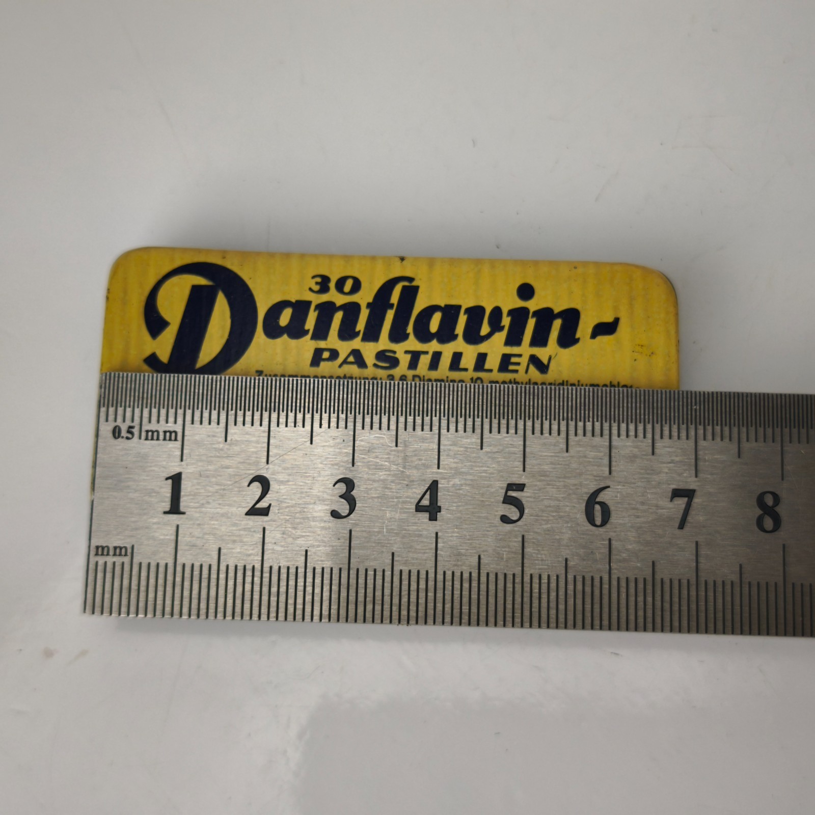 Antique German Panflavin Pastilen BAEYR Medical Empty Tin Box #6085