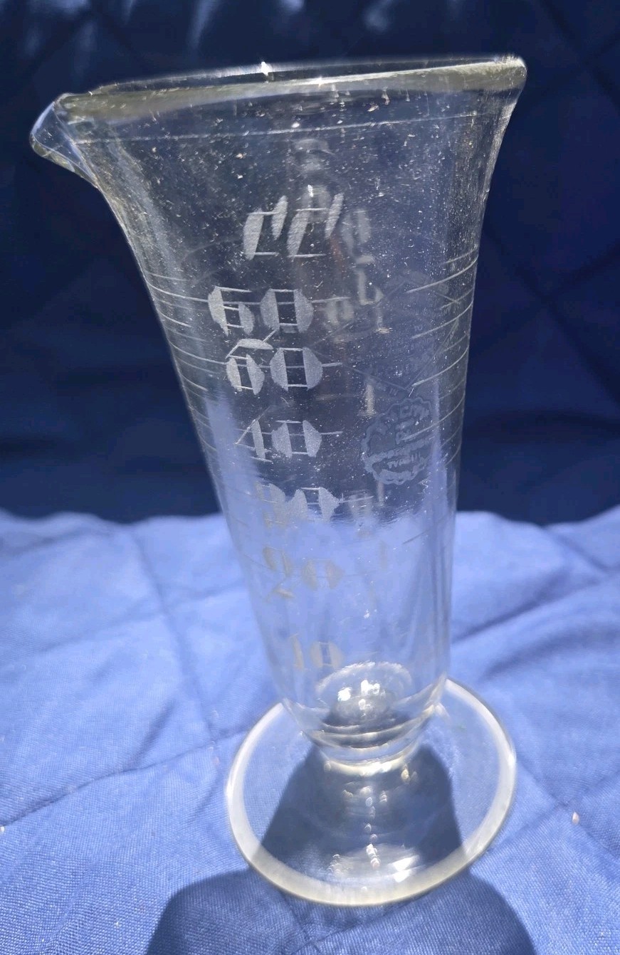 Vintage Armstrong’s Phenix Pharmaceutical 2 Ounce Graduate Cone Shape W/ Box