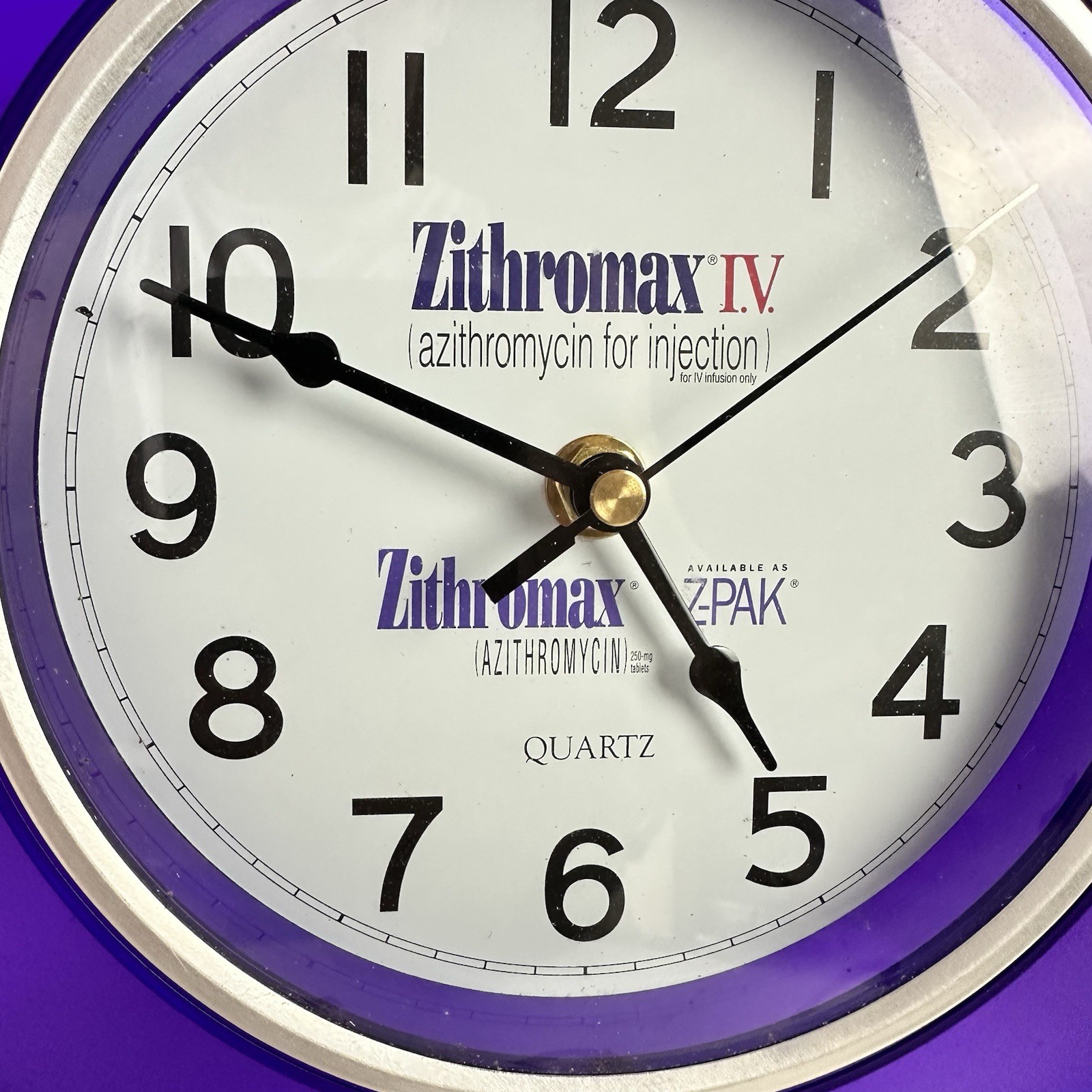 Vintage Z-Pak Pharmaceutical Drug Rep Advertising Clock 10.5” Purple