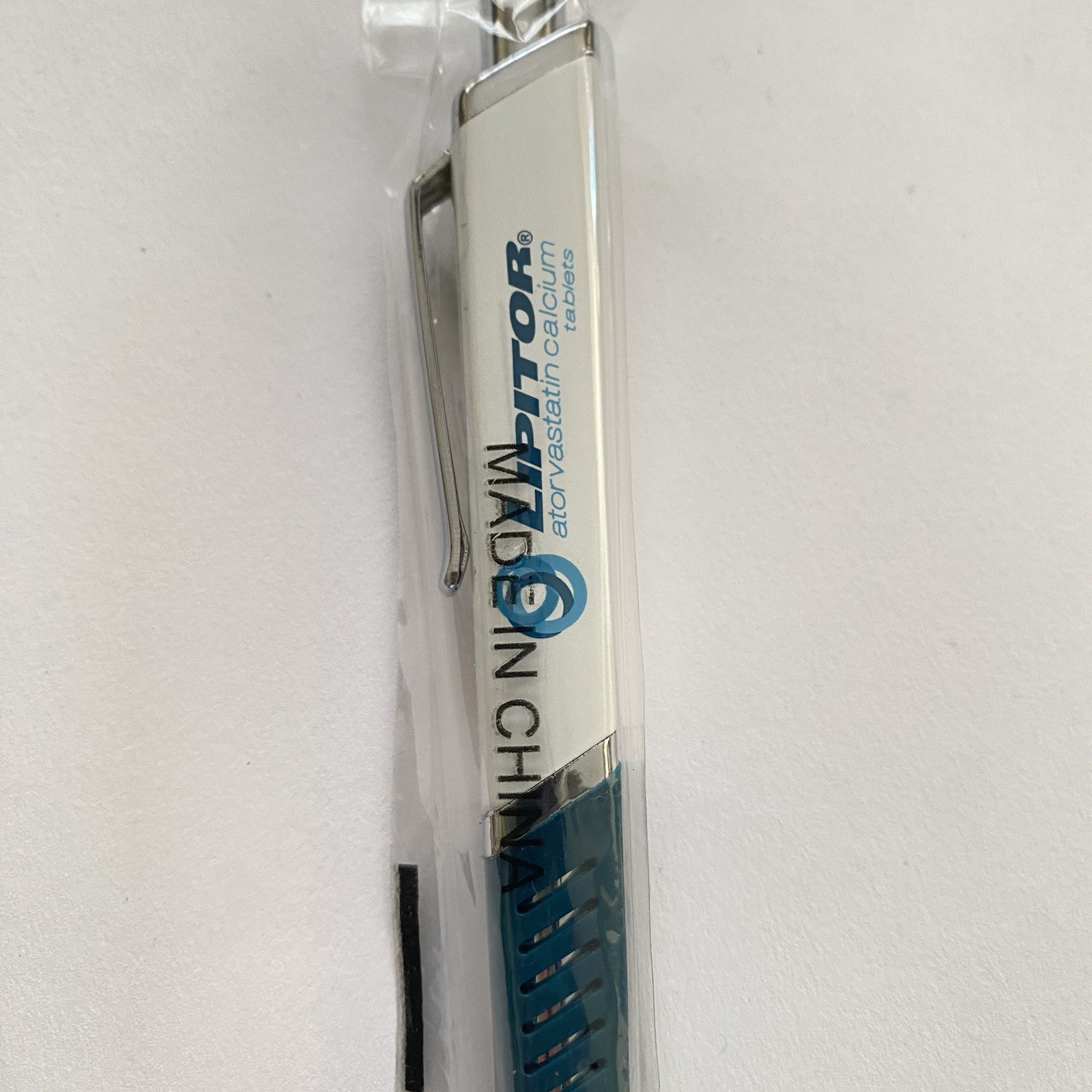Lipitor Caduet Pharmaceutical Drug Rep Pens White Green New Sealed