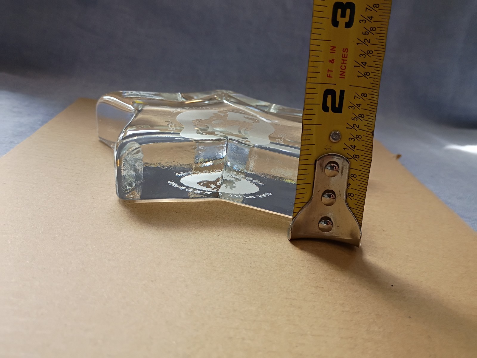 ASTRA/MERCK Drug Rep Crystal Glass Star Paper Weight “Trigger July 1993”