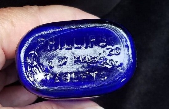 Old Empty Advertising Medicine BLUE Bottle Phillips Tablets Sterling Drug NY
