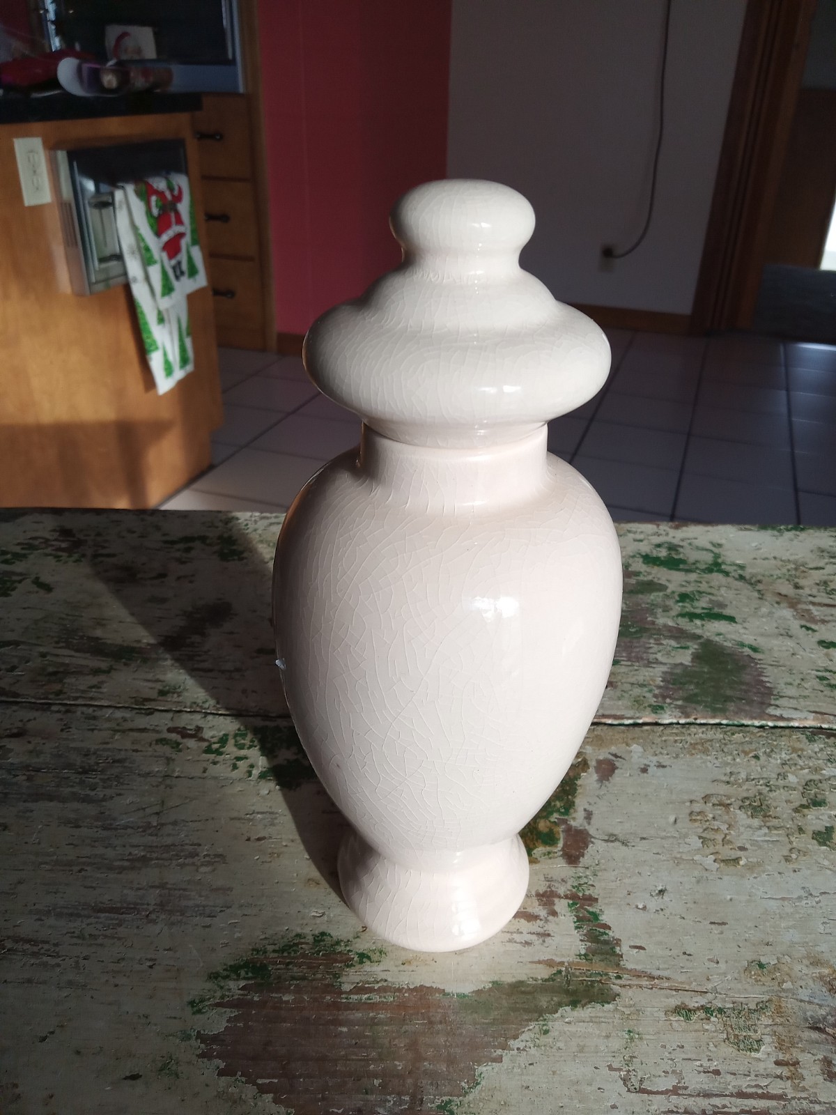 Vintage Gum Arab Lilly Ceramic Apothecary Jar Medical Pharmacy with Lid