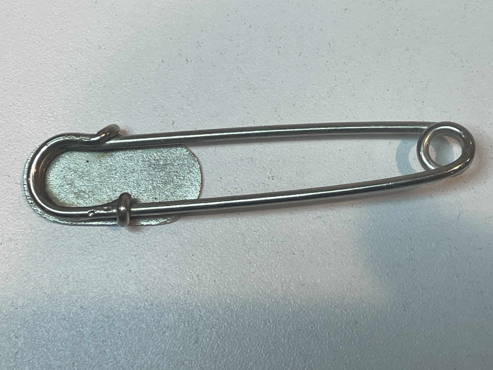 Vintage 1990s Pfizer Unasyn Bobby Pin Key Chain Drug Rep Pharmaceutical Promo 3″
