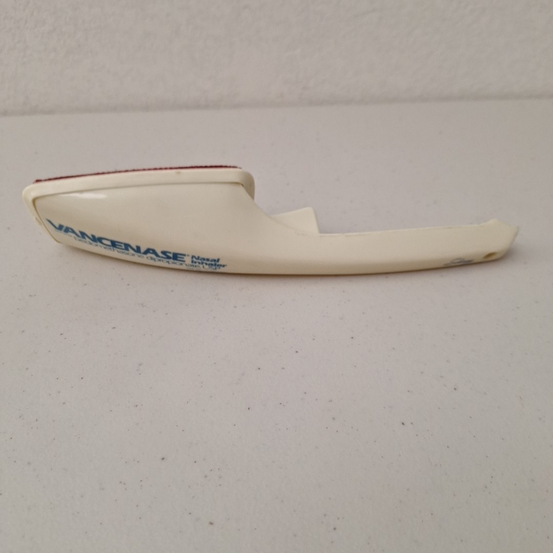 RARE Vintage Pharmaceutical Rep Collectible VANCENASE Nasal Inhaler Lint Roller