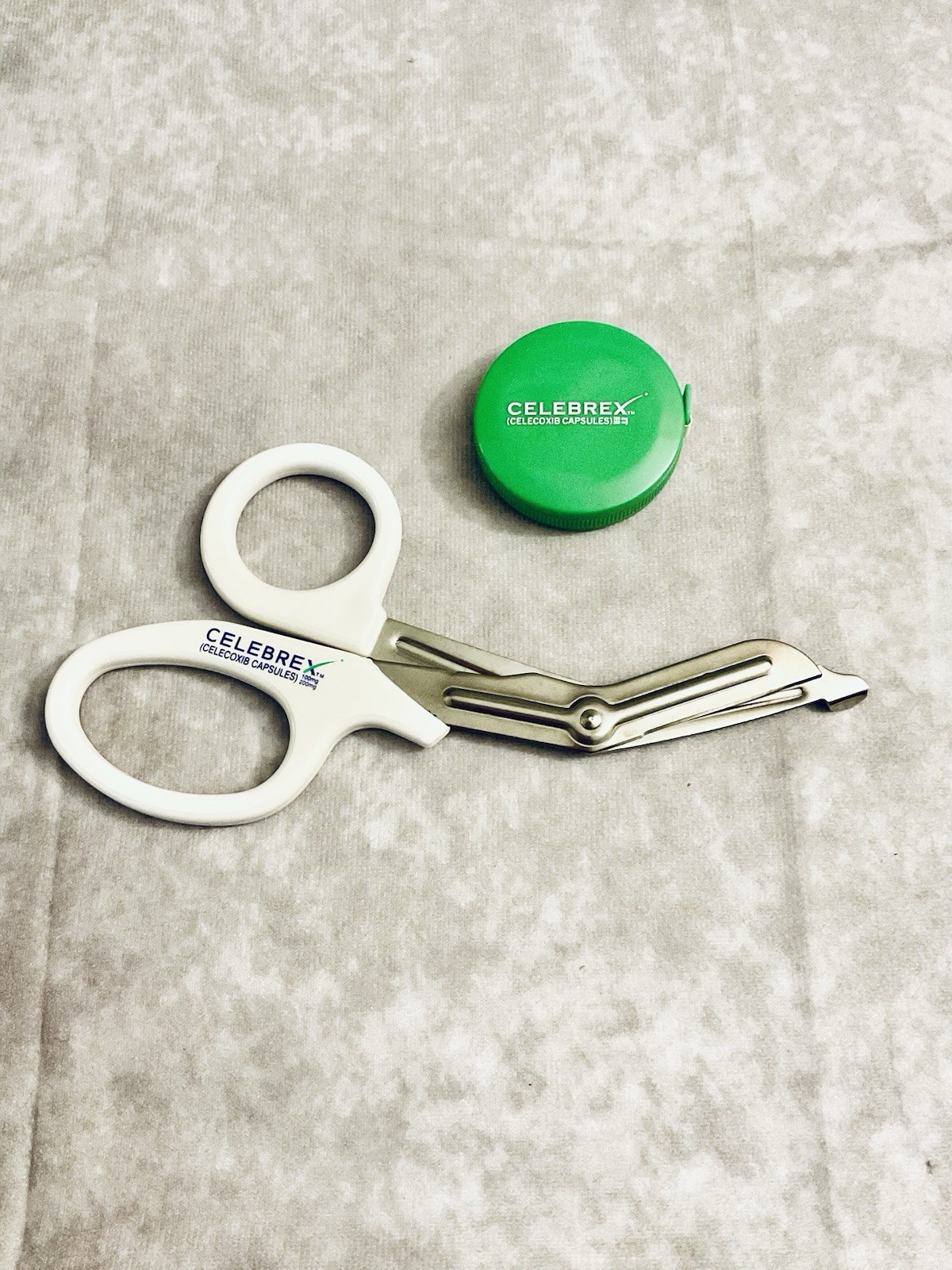 CELEBREX PHARMACEUTICAL REP PROMO FIRST AID SHEARS AND TAPE MEASURE