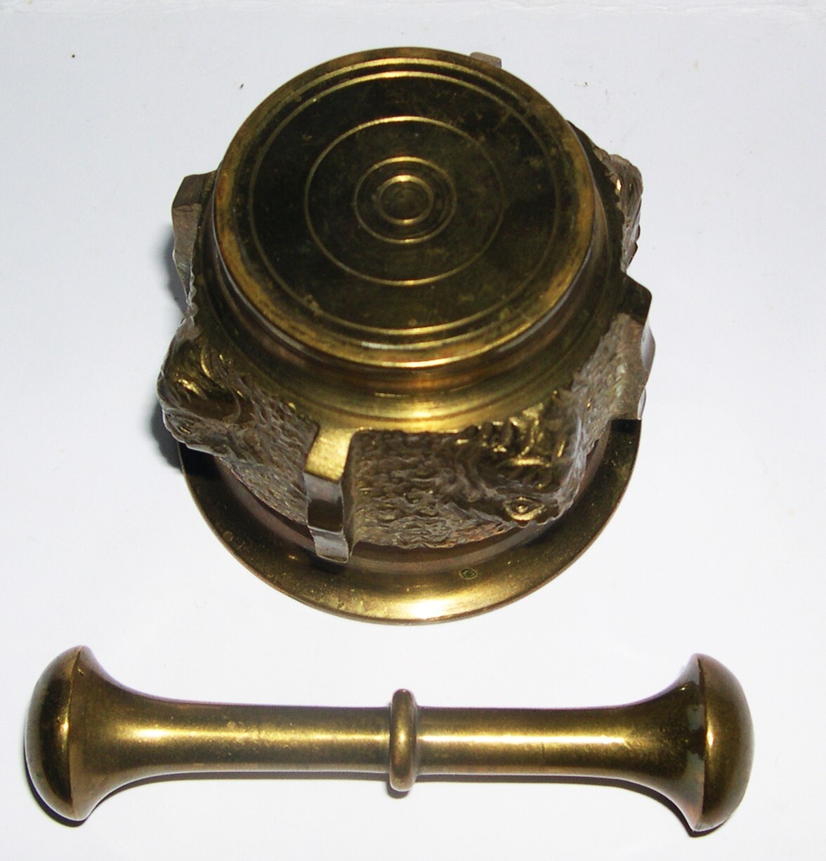 Vintage Decorative Brass /Bronze? Mortar & Pestle Five Lion Face Relief Design