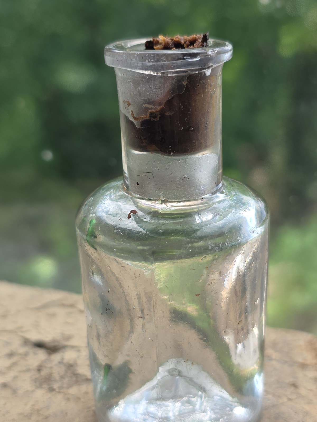 Antique Late Victorian Yorkshire Glass Co Chemist Bottles
