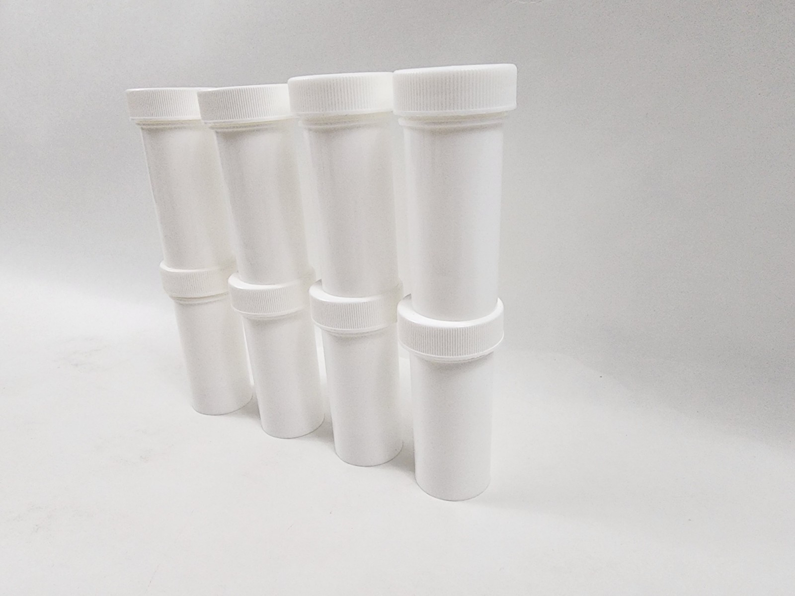 1 Oz White Plastic Ointment Container Jars With White Screw On Caps Lot Of 8