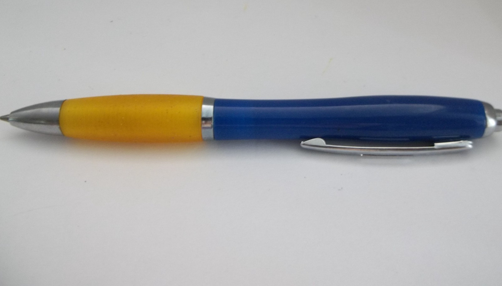 UROXATRAL Promo Pen – Mixed Metal/Plastic – Rubber Grip – Does Not Write