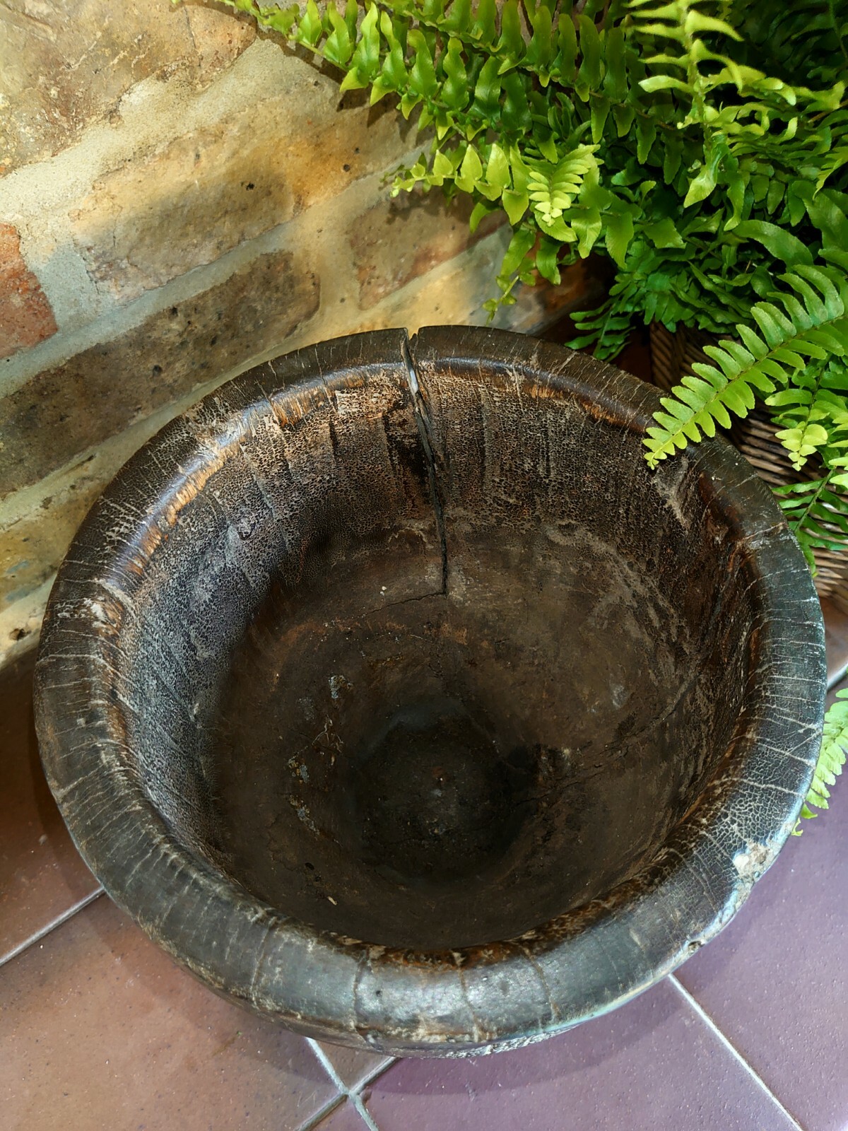 Large 17th Century apothecary hardwood mortar/Wassail Bowl? – carved detailing 