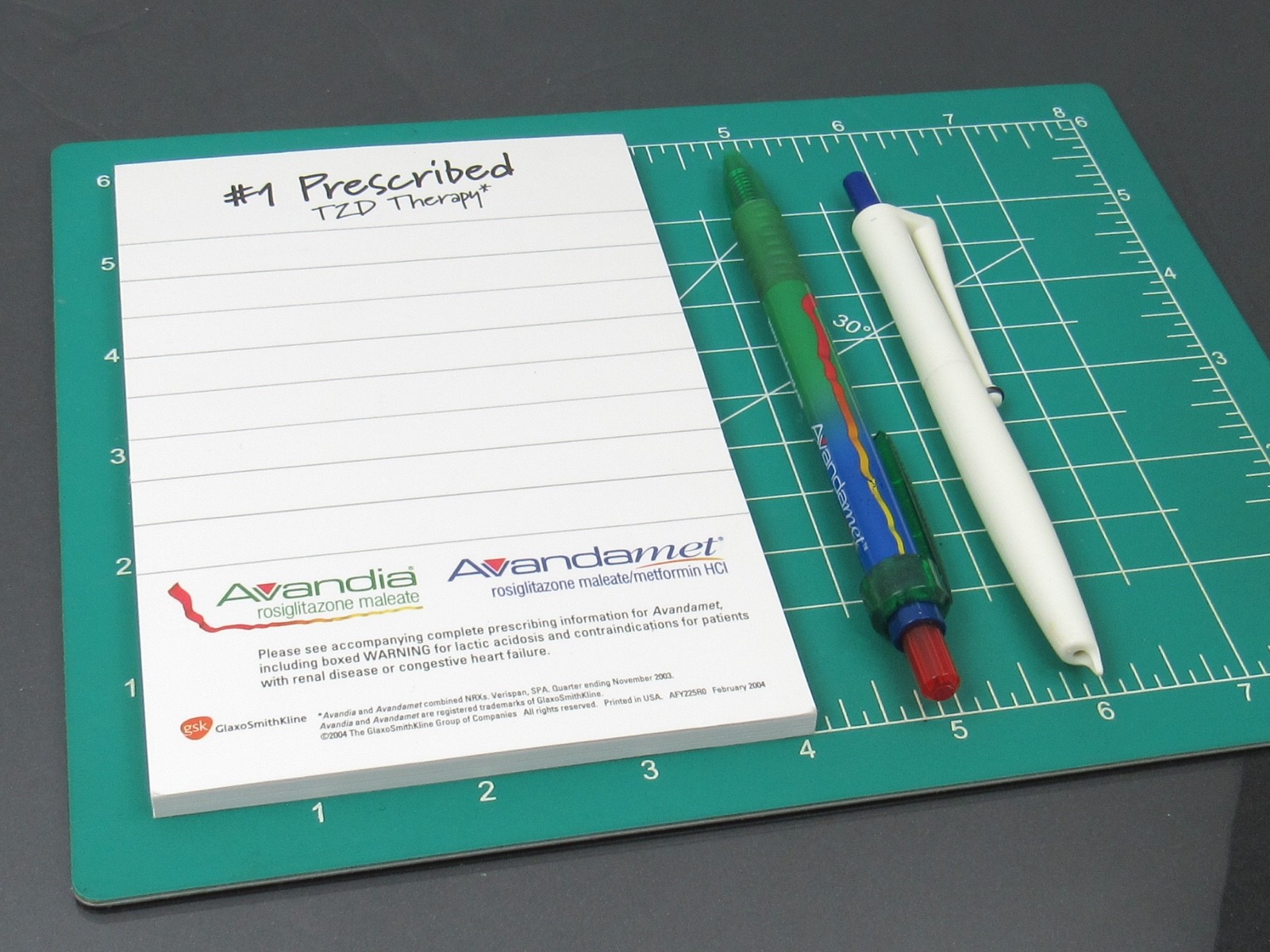 Avandia Avandamet Lot PENS, Sticky Pad Drug Rep Pharmaceutical Promo Advertising