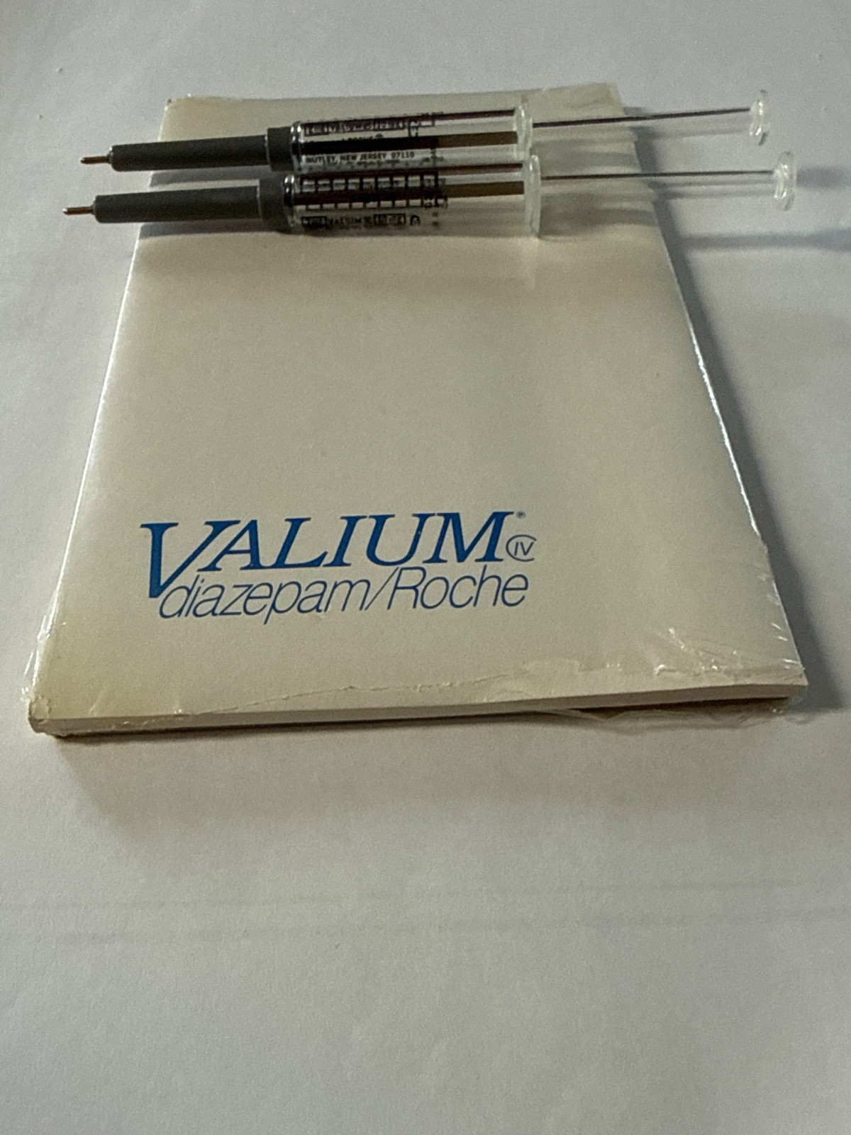 Vintage 1980’s Valium Roche Pharmaceutical Rep Advertisement Pens & Notepad-Rare