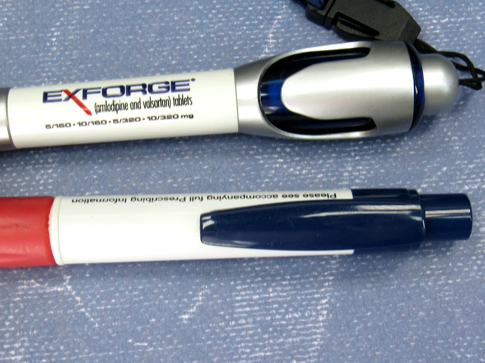 Rare Lot 2 Exforge Drug Rep Pharmaceutical Promo Advertising Pens 1 Lanyard Clip