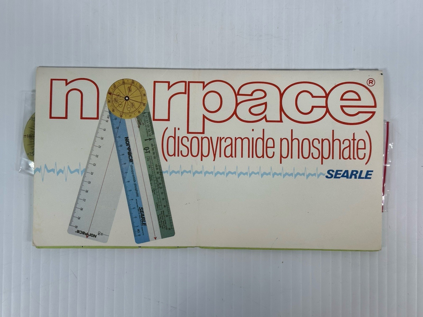 VINTAGE LOT OF PHARMACEUTICAL PROMOTIONAL TOOLS CHARTS GRAPHS COLLECTIBLES