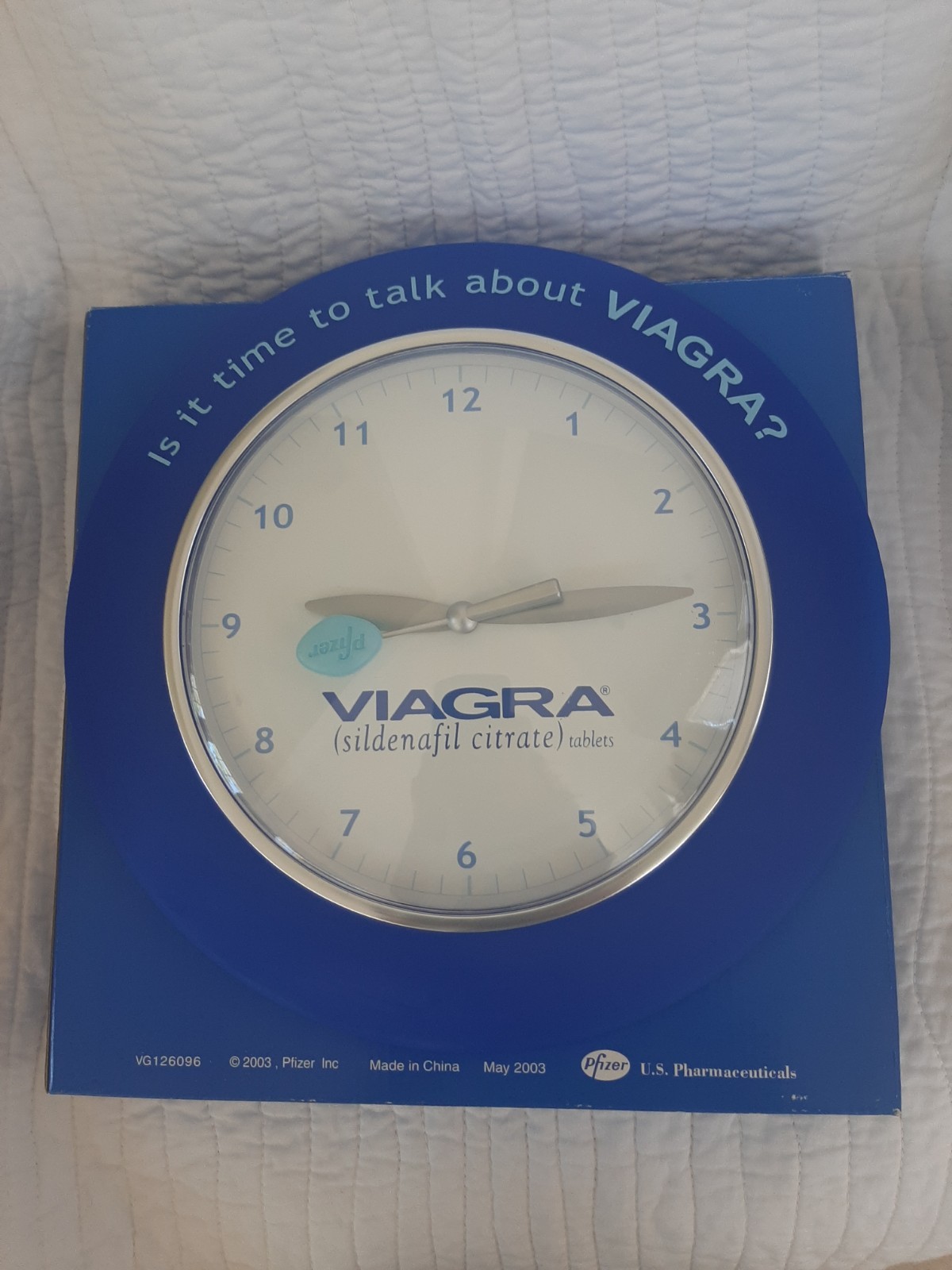 Viagra Pfizer 2003 Promotional Wall Clock Drug Rep Advertising Pharma Blue Pill