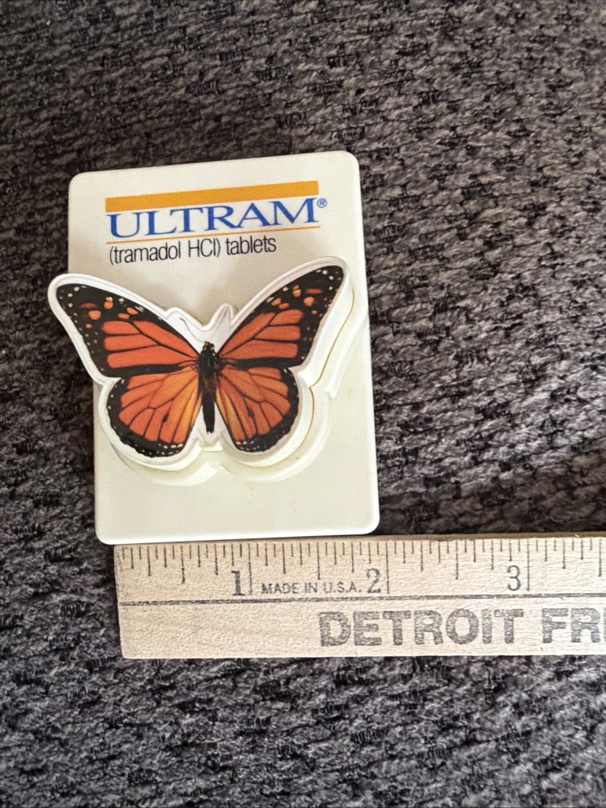 4 VTG Pharmaceutical Advertising Promo Lot Items Levitra Ultram Diovan Byetta