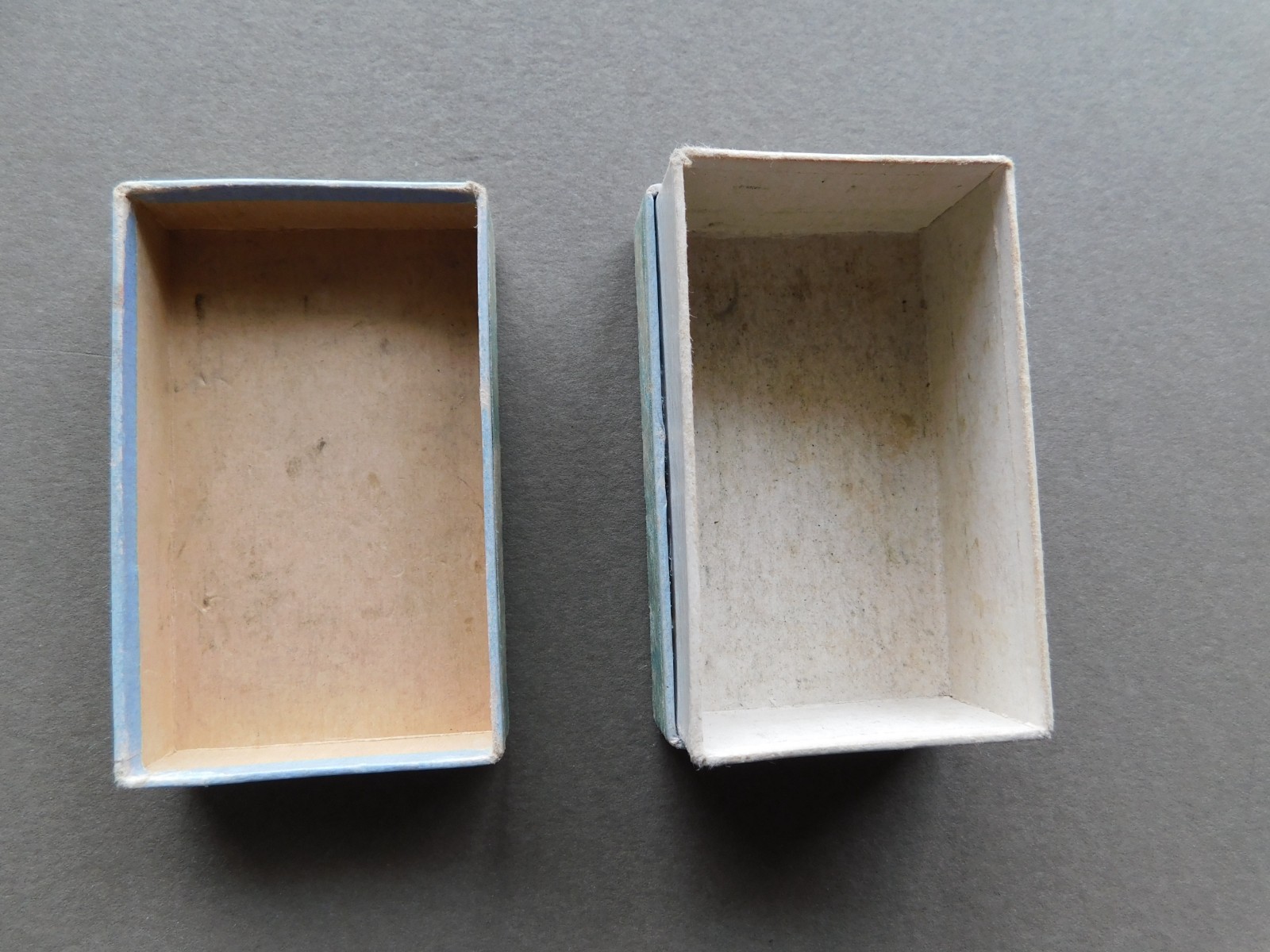 1930 Pill Box : W J A Kohrumel, Druggist : 4101 N Broadway, St Louis MO – Pharm