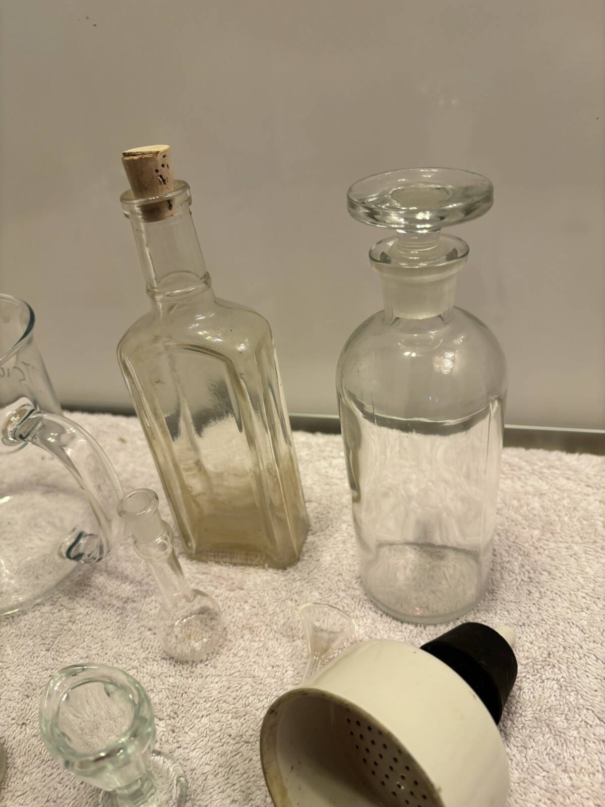 Vintage Pharmacist lot 10 Pcs. Drugstore Bottles And Measuring Cup.