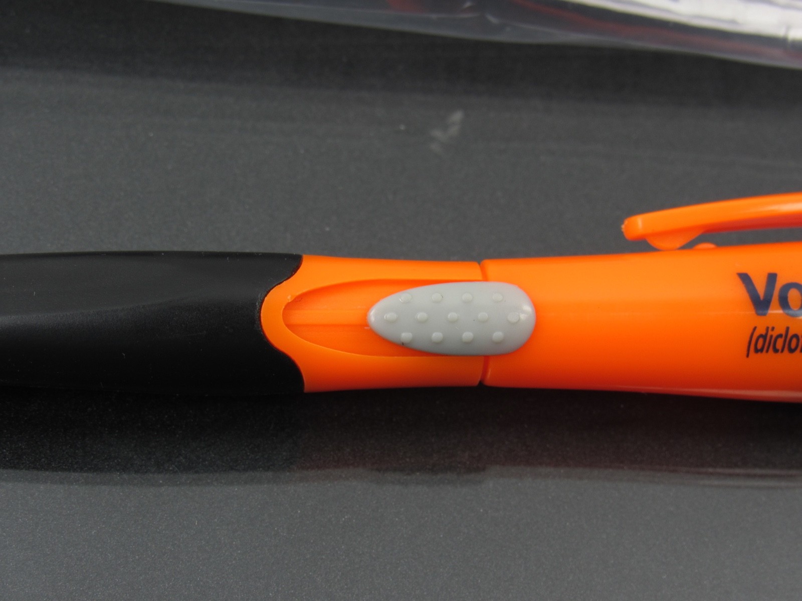 Sealed Voltaren Gel PEN & Highlighter Drug Rep Pharmaceutical Promo Advertising