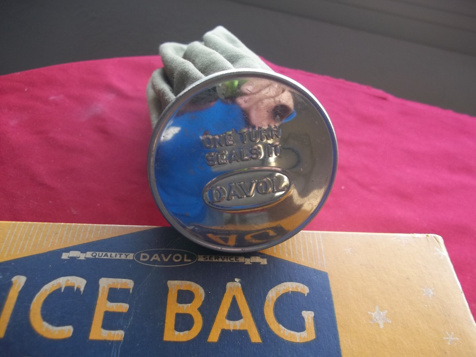 Vintage DAVOL Rubber Co #439 WWII English Ice Bag 9″ w/Original Box ~