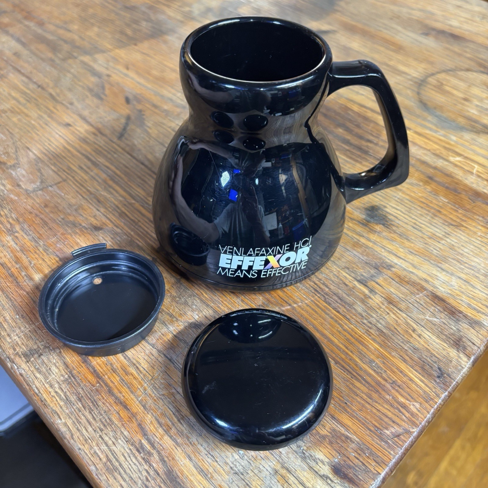 Effexor Black Plastic Travel Mug Drug Rep Pharma Promo Advertising No Spill Cup