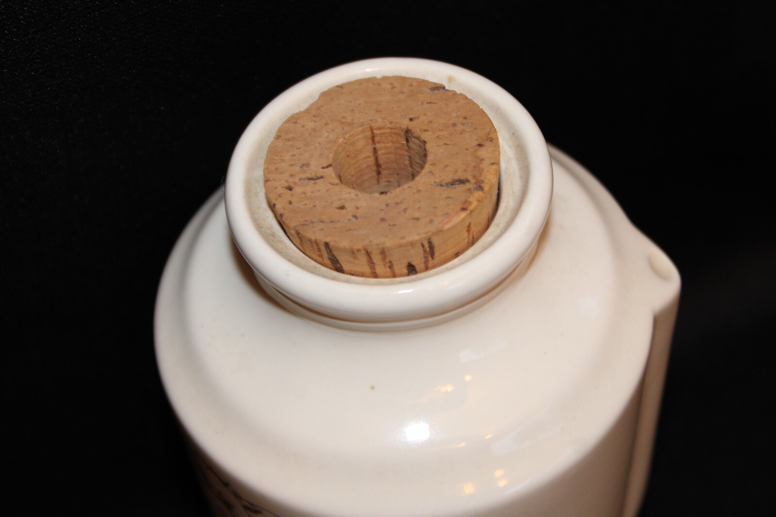 VINTAGE PHARMACEUTICAL ELI LILLY WESTMINSTER INHALER w/THE STORY OF INHALERS