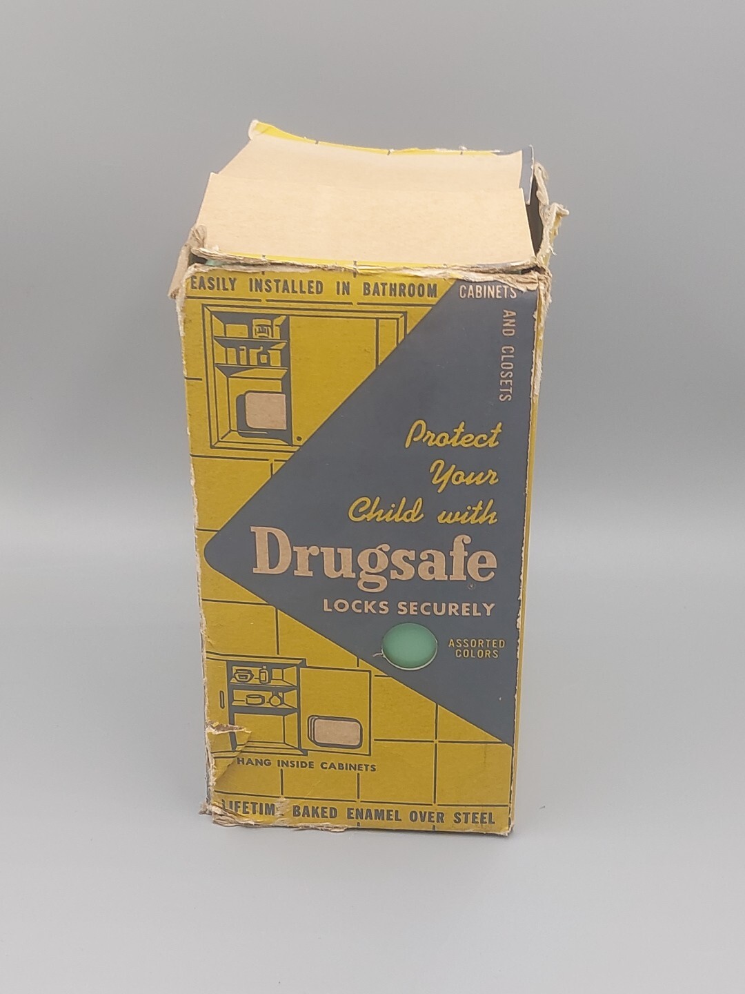 Vintage Seafoam Green MCM locking DrugSafe Apothecary Drug Store Pharmacy NOS