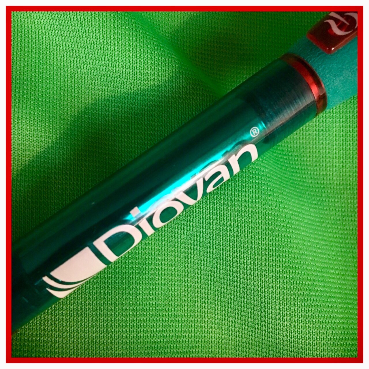 NIB Drug Rep Exam Flashlight Pen Light DIOVAN HCT TEAL Red GRIP w/ Batteries!