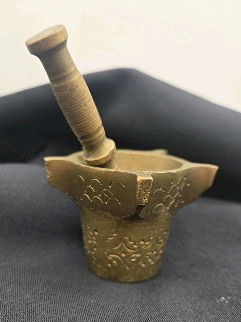 Vintage Solid Brass Mortar And Pestle, 2 X 2.75 And 3.75Inches