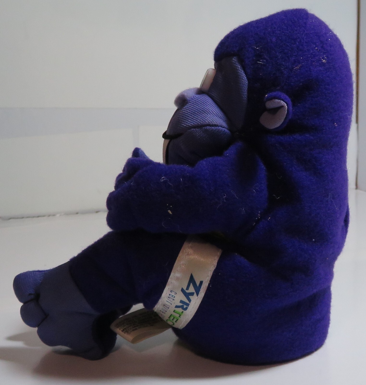 1998 ZYRTEC Purple Plush Gorilla Monkey Stuffed Toy Pharma Promo Advertisement