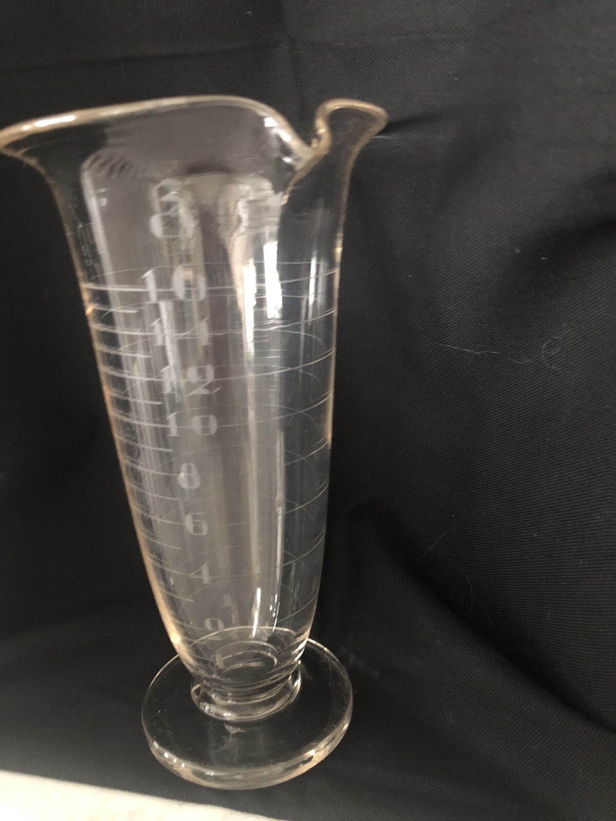 Antique 1900s Whitall Tatum Co Apothecary Glass Footed Beaker – Etched / 16oz