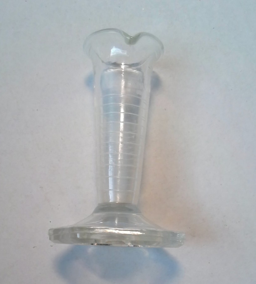 Vintage 5ml-60 minim’s Glass Footed Apothecary Measuring Conical Graduated Spout