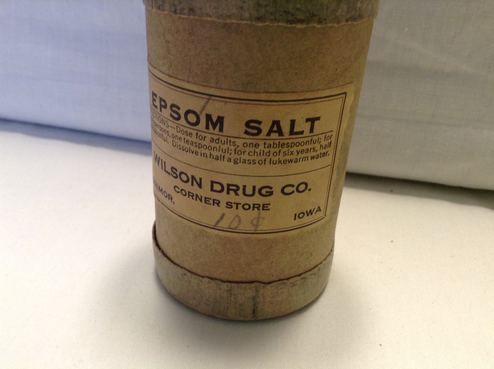 Vintage 1940-50s Wilson Drug Store Lorimor Iowa Container