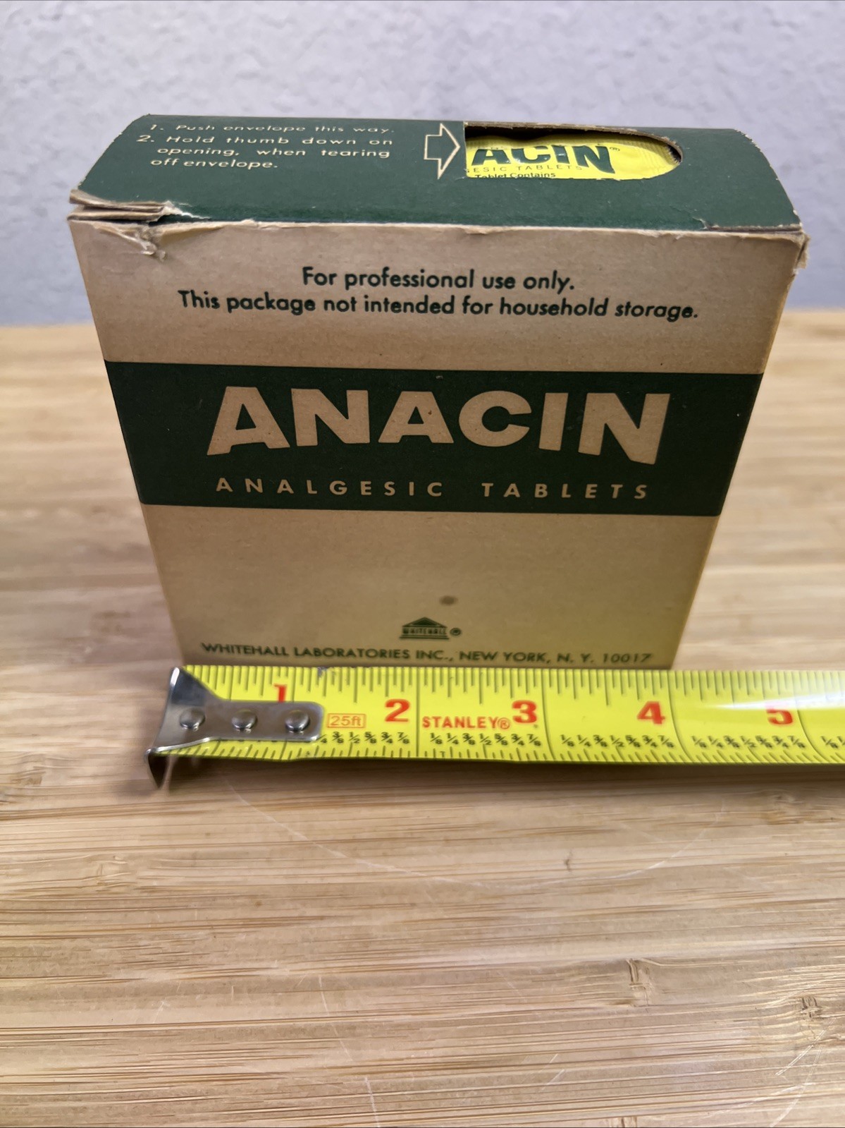 RARE Vtg 1960s ANACIN BOX pharmaceutical physician sample doctor MEDS pills